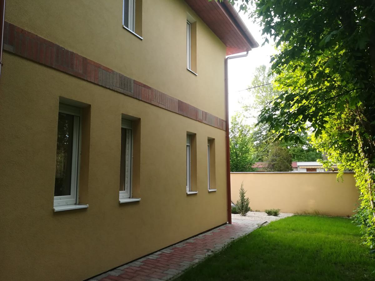 Balatinus Apartmanhaz Siófok Eksteriør billede